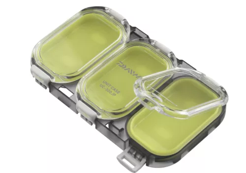Daiwa Waterproof Sealed Unit Case Green Smoke vízálló doboz  3 rekesz 11x6.5x1.3cm (14413-300)