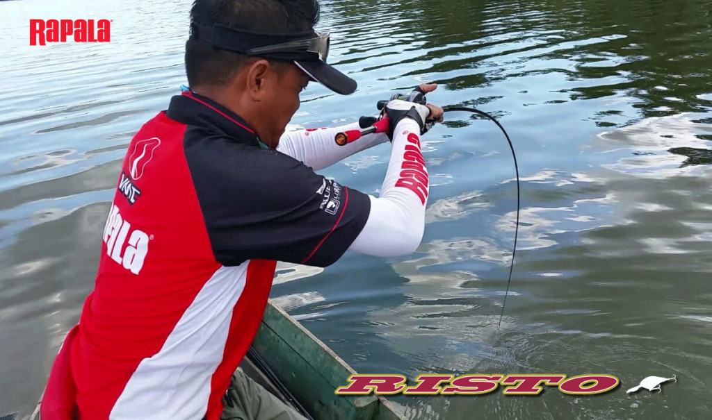 Image of Rapala Risto Crank &amp; Roll Specialist 6'6" 1,98m 1/4-1oz Line 8-20b 7-28g 2r pergető bot (RSS662MHR)